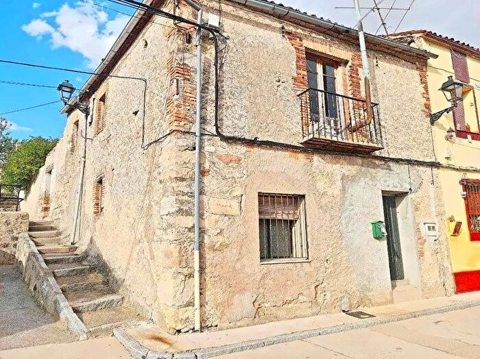 Casa en venta de 4 habitaciones, Turégano, Segovia