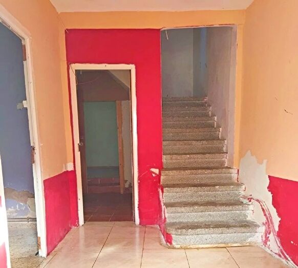 Casas en venta y pisos alquiler - 2