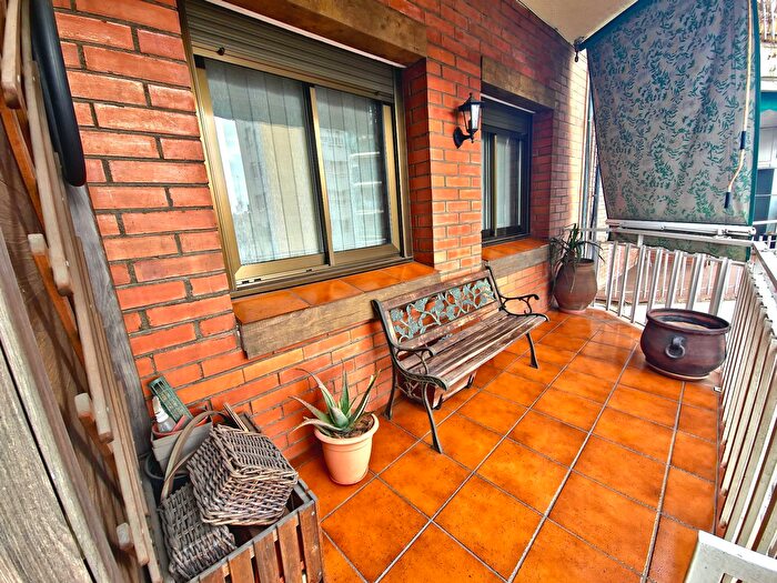 Piso en venta de 3 habitaciones, Artigues Llefià, Sant Roc