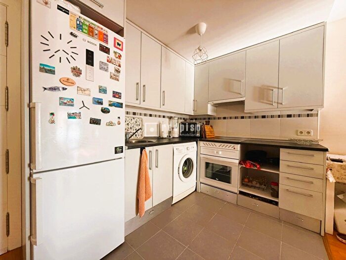 Casas en venta y pisos alquiler - 2