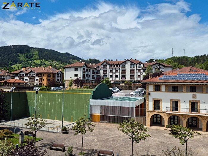 Casas en venta y pisos alquiler - 2