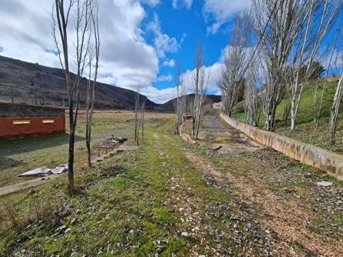 Casa de 3 habitaciones en venta en Castilla La Mancha, Guadalajara