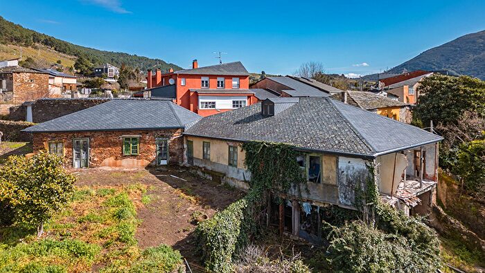 Casa de 1 habitación en venta en A Rúa, Ourense