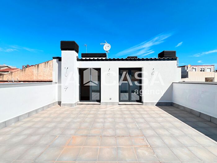 Piso en venta de 3 habitaciones en Artigues Llefià, Llefià