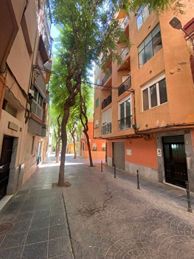 Andalucía, Almería: Piso en venta de 4 habitaciones
