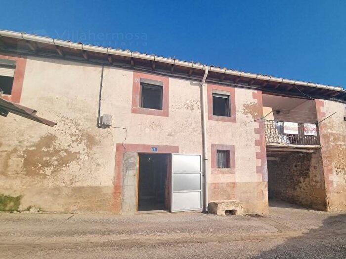 Castilla y León, Burgos: Casa en venta de 4 habitaciones
