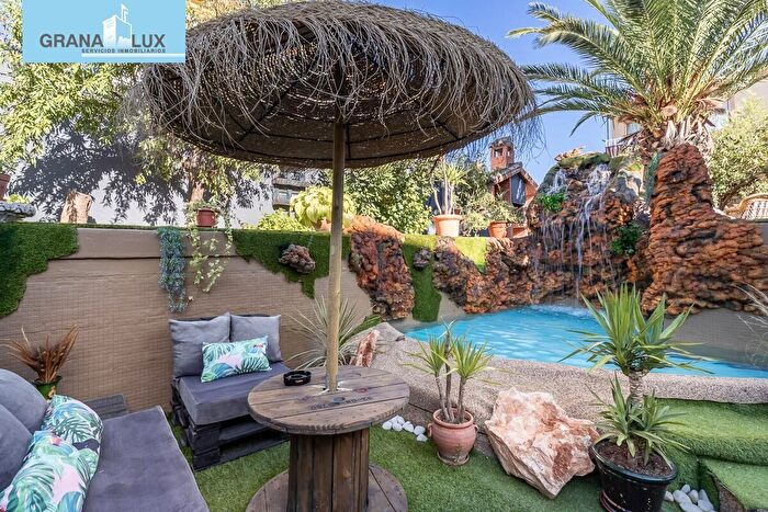 Casa en venta de 4 habitaciones: Iznalloz, Granada