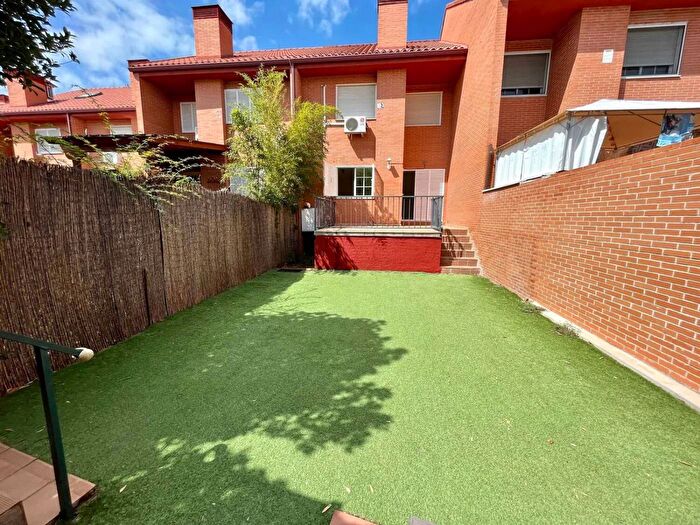 Casa de 4 habitaciones en venta en Comunidad de Madrid, Madrid