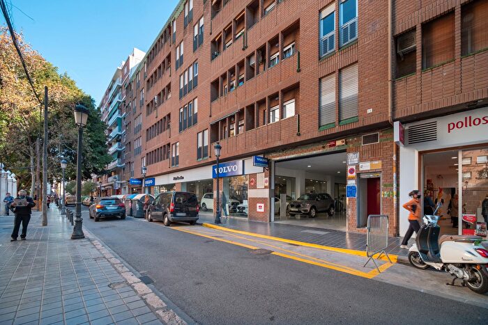 Piso en venta de 4 habitaciones en Camins al Grau, Albors