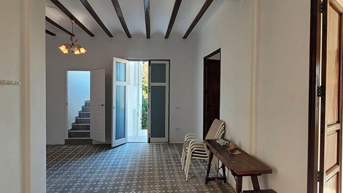 Casas en venta y pisos alquiler - 2