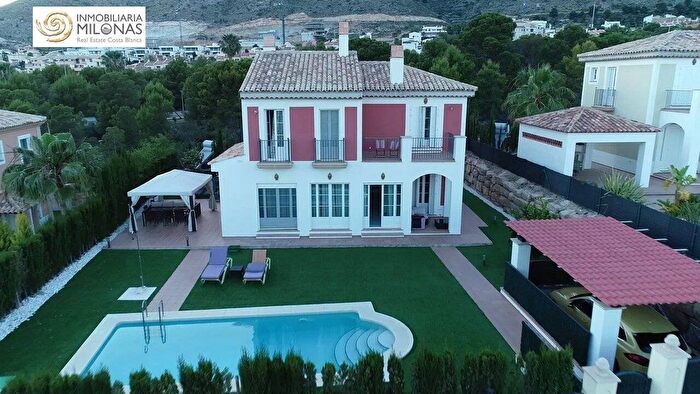Casa en venta de 4 habitaciones: Comunitat Valenciana, Alicante
