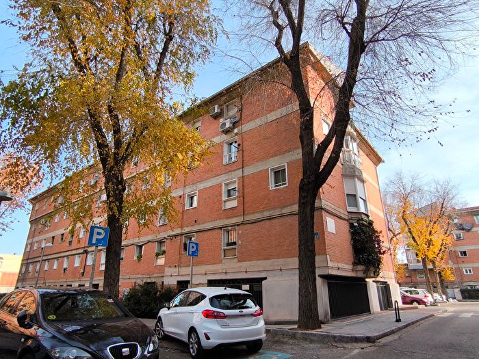 Piso en venta de 2 habitaciones, Carabanchel, Buena Vista