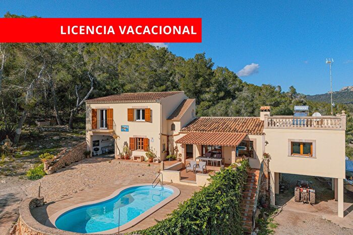 Casa de 4 habitaciones en venta en Manacor Centre, Manacor