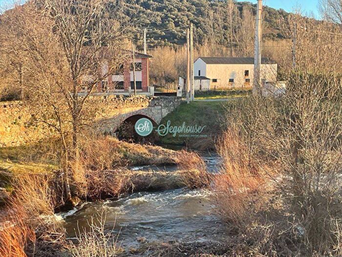 Casa en venta: Castilla y León, Segovia