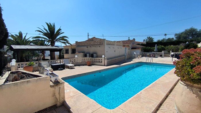Casa en venta de 3 habitaciones: Comunitat Valenciana, Alicante