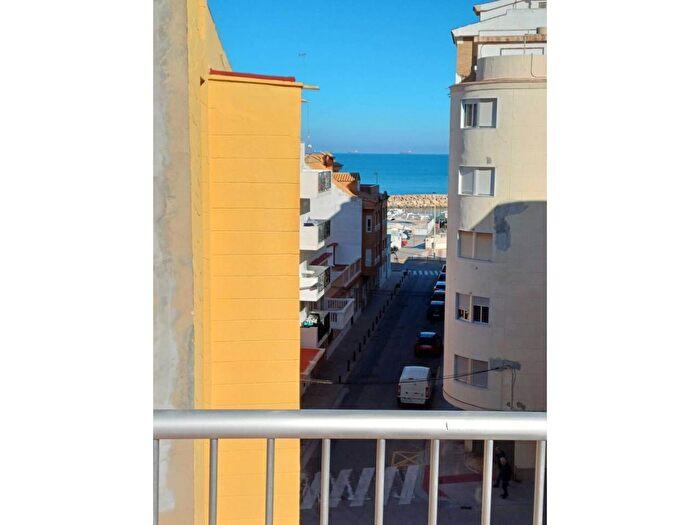 Piso de 3 habitaciones en venta en Comunitat Valenciana, València