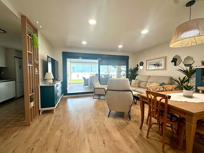 Piso de 3 habitaciones en venta en El Toyo, Almería Capital