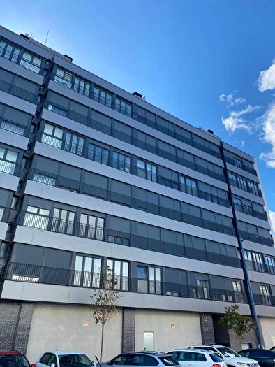 Piso de 3 habitaciones en venta en Castilla y León, Burgos