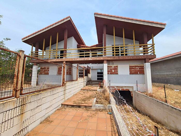 Casa de 3 habitaciones en venta en Castilla La Mancha, Guadalajara