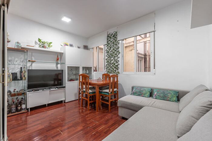 Piso en venta de 1 habitación en Centro, Embajadores Lavapiés