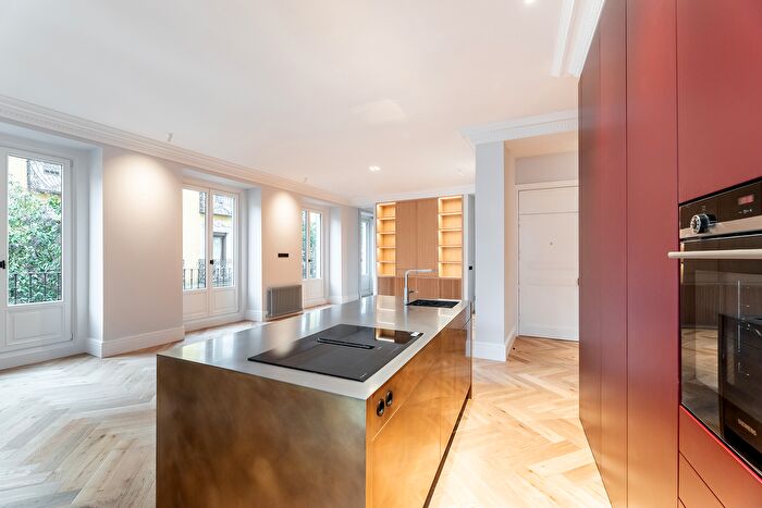 Centro, Justicia Chueca: Piso en venta de 3 habitaciones