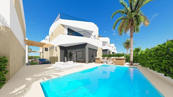 Casa en venta de 3 habitaciones, Comunitat Valenciana, Alicante