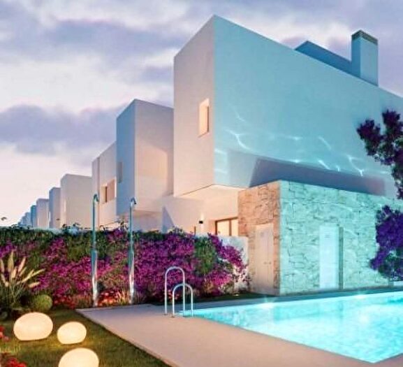 Casa en venta de 3 habitaciones en Churriana, Churriana El Pizarrillo La NoriaGuadalsol