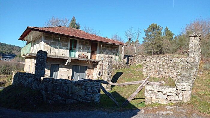 Galicia, Ourense: Casa en venta de 3 habitaciones
