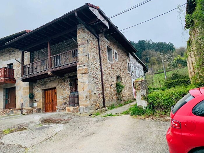 País Vasco, Vizcaya Bizkaia: Casa en venta de 4 habitaciones