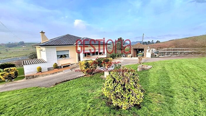 Casa en venta de 3 habitaciones, Polanco, Cantabria