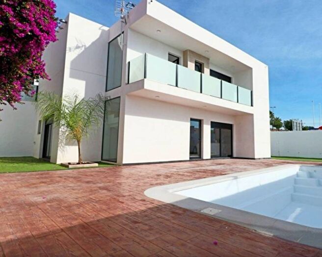 Casa de 3 habitaciones en venta en Región de Murcia, Murcia