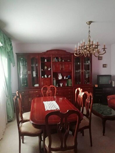 Casas en venta y pisos alquiler - 2