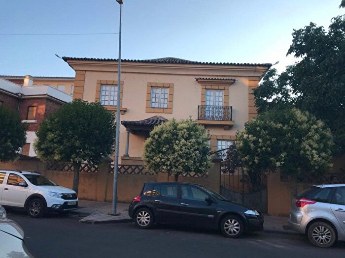 Casa de 4 habitaciones en venta en Valencia de Don Juan, Castilla y León