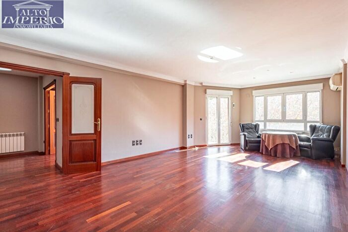 Piso en venta de 5 habitaciones, Centro, San Matías Realejo