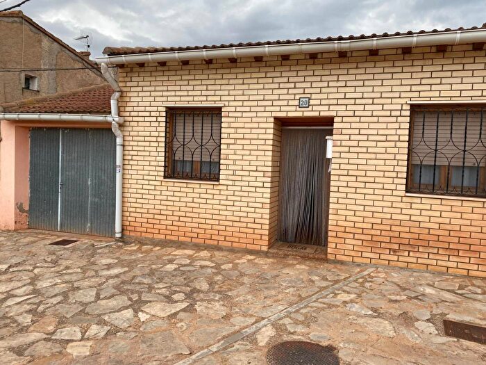 Casa en venta de 3 habitaciones: Aragón, Teruel