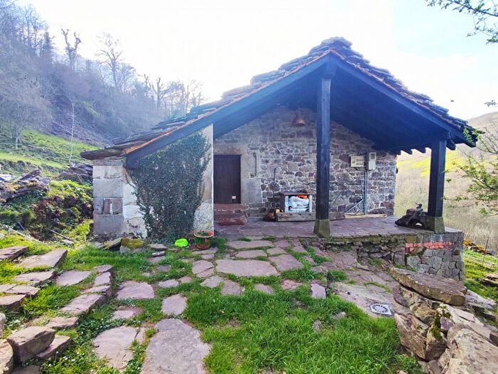Casa de 1 habitación en venta en Cantabria, Cantabria
