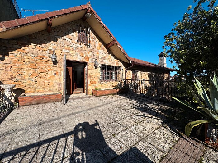 Casa en venta de 8 habitaciones, Morga, Bizkaia
