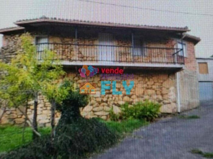 Galicia, Ourense: Casa en venta de 3 habitaciones