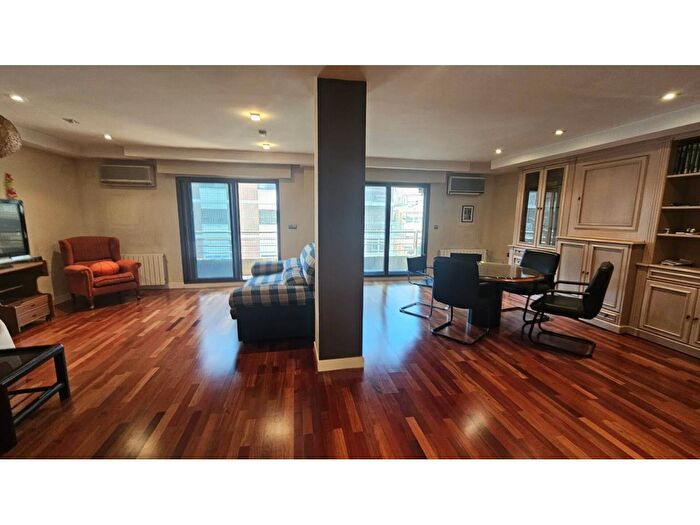Comunitat Valenciana, València: Piso en venta de 5 habitaciones