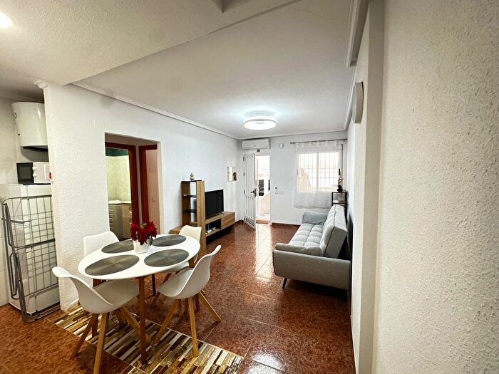 Casas en venta y pisos alquiler - 2