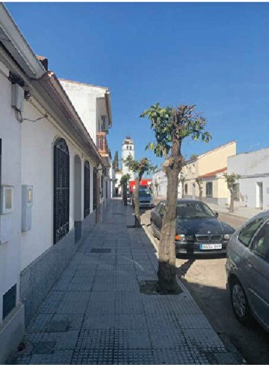 Casa en venta de 4 habitaciones: Valdelacalzada, Badajoz