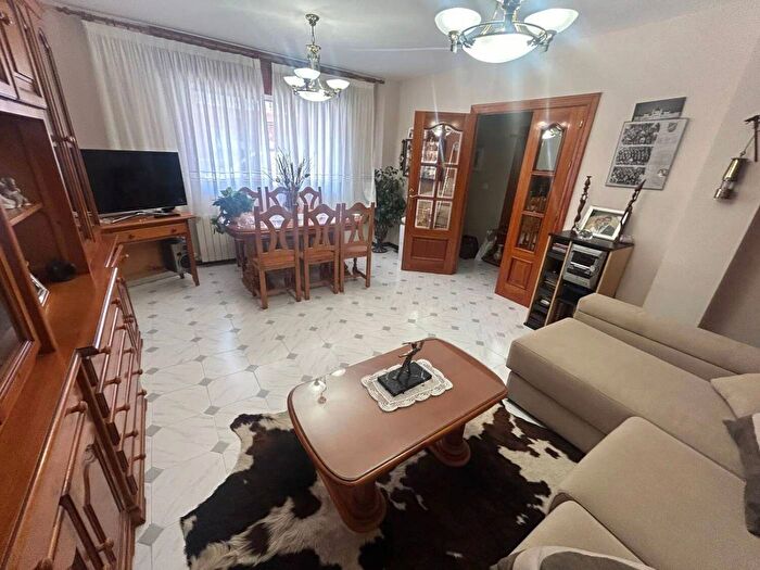Casa en venta de 4 habitaciones: Castilla y León, Valladolid