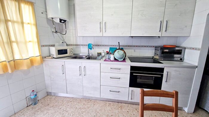 Casas en venta y pisos alquiler - 2