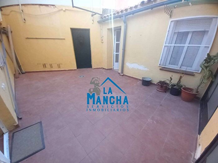 Casa en venta de 4 habitaciones: Castilla La Mancha, Albacete