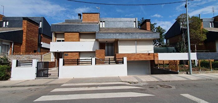 Casa en venta de 4 habitaciones en O Barco de Valdeorras, Ourense