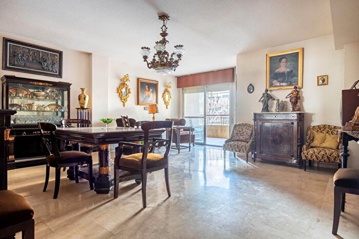 Piso en venta de 5 habitaciones en Centro, Zona Centro