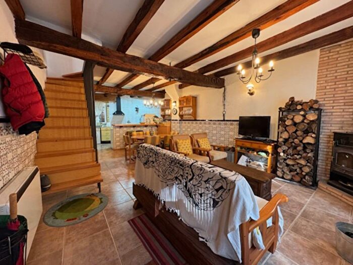 Casa en venta de 4 habitaciones en Castilla La Mancha, Guadalajara