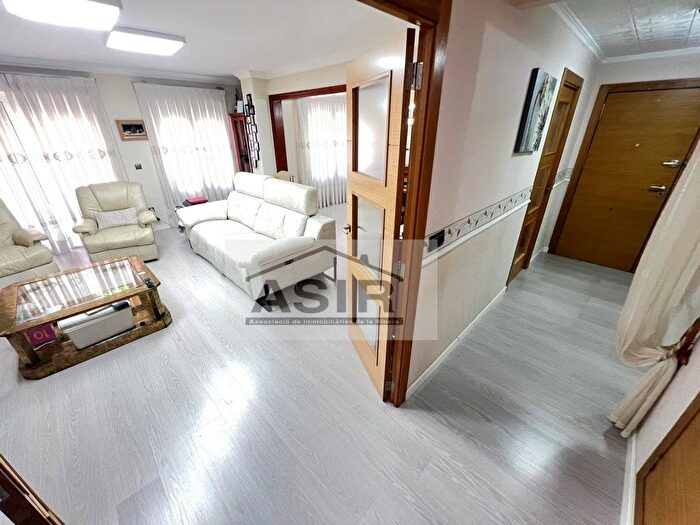 Casas en venta y pisos alquiler - 2