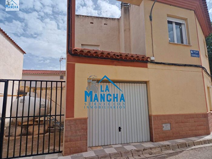 Casa en venta de 3 habitaciones: Castilla La Mancha, Albacete