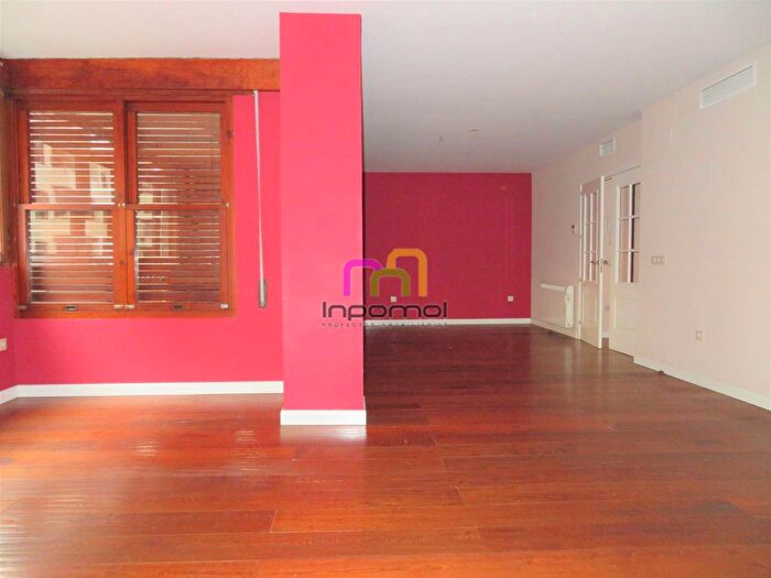 Piso de 4 habitaciones en venta en Badajoz, Extremadura